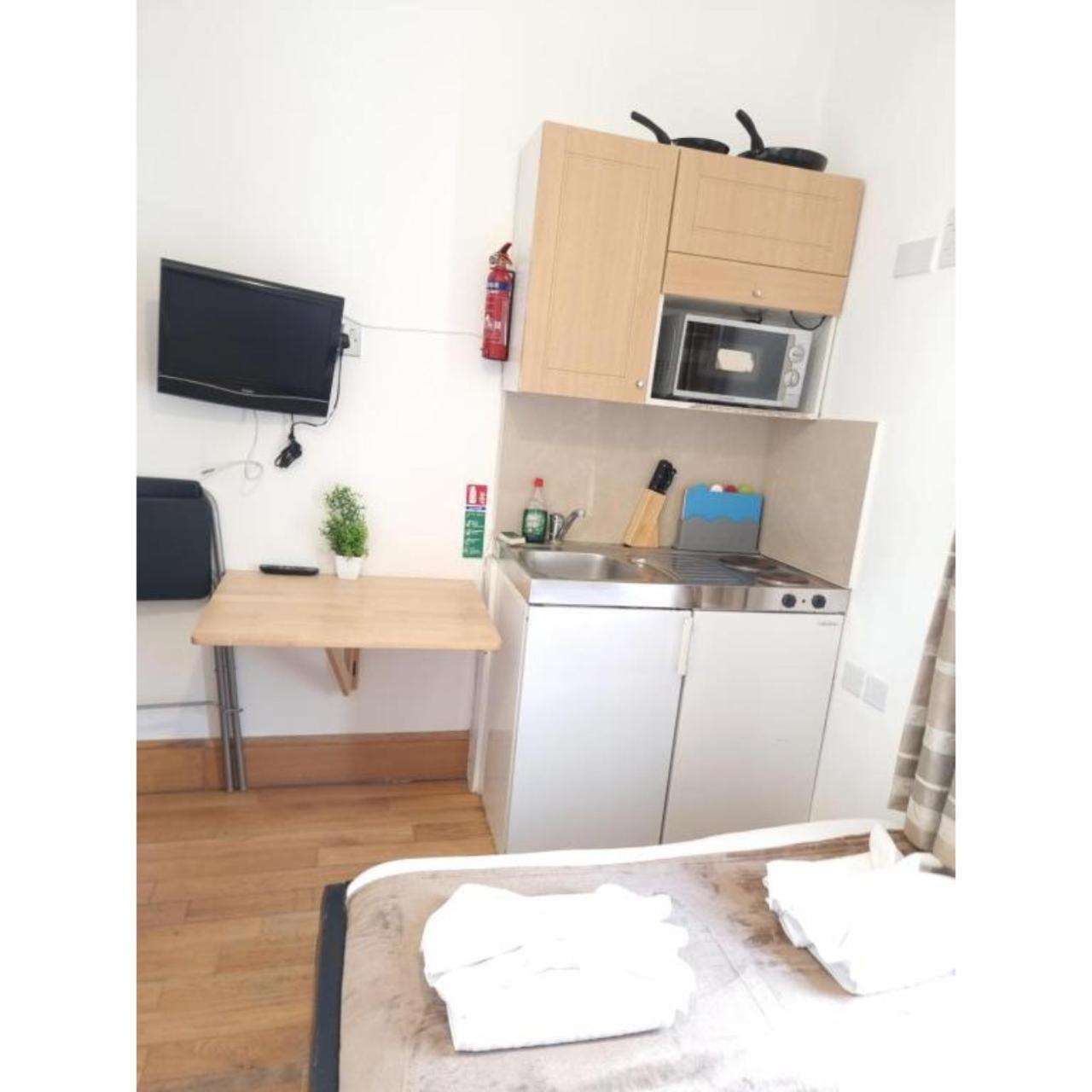 F204-Compact 2Nd Flr Studio Fits 2-Near Hyde Park 伦敦 外观 照片